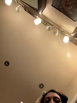 Snapshot of Chicagobabe chatting on 11.23.25 Chicagobabe online show from 11.23.25