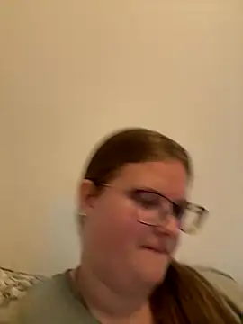 Snapshot of CurvyPaar2 chatting on 09.13.25 CurvyPaar2 online show from 09.13.25