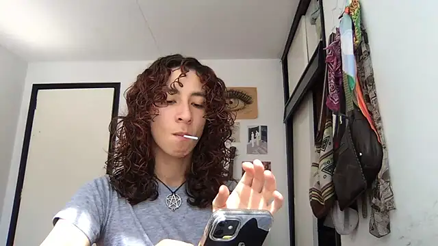 camille delrey online show from 04.01.26