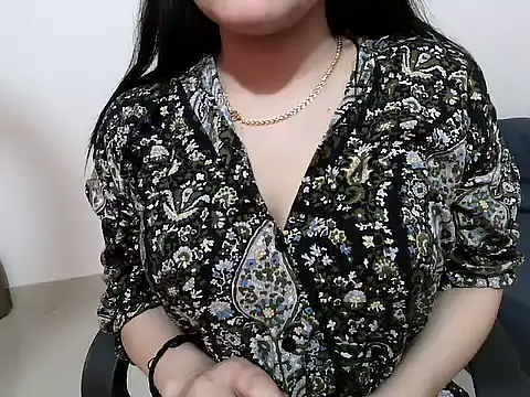 Snapshot of Hazel_Angel chatting on 10.12.25 Hazel Angel online show from 10.12.25