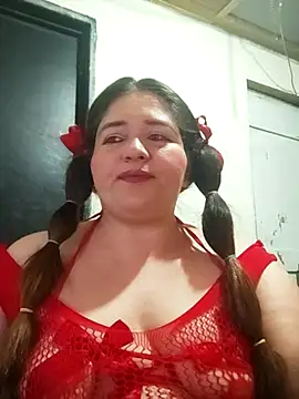 Snapshot of Daphne_girlsex chatting on 04.01.26 Daphne girlsex online show from 04.01.26