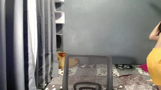 Snapshot of urseductivebarbie_xx chatting on 10.20.25 urseductivebarbie xx online show from 10.20.25