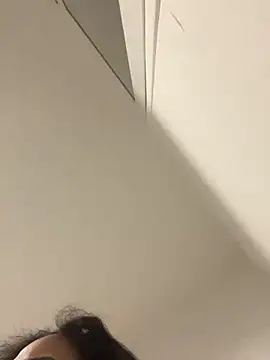 bellabellabruna6 online show from 09.18.25