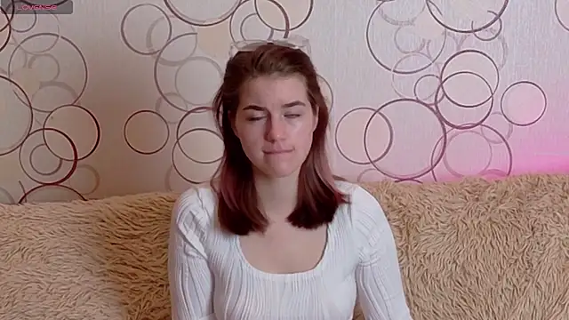 Snapshot of ElzaBlis chatting on 09.12.25 ElzaBlis online show from 09.12.25