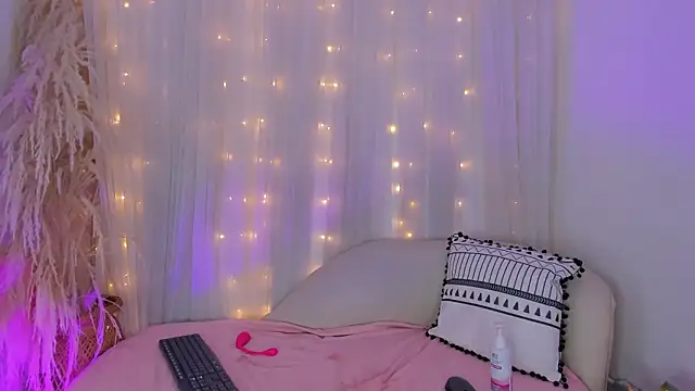 arianna cox   online show from 02.03.26