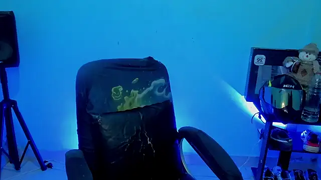 zeus 7777 online show from 04.13.26