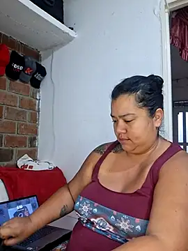 NARNYALABELLA online show from 11.05.25