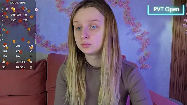 Rina Panic online show from 11.18.25