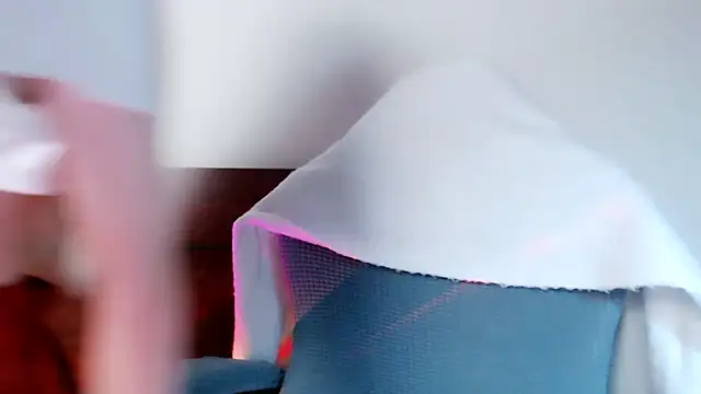 Cam-Ly online show from 12.20.25