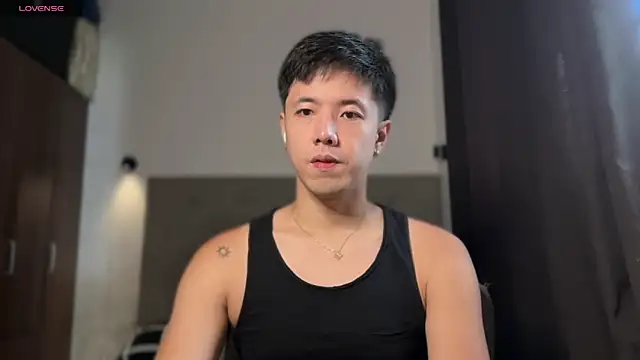 Snapshot of Addictiveboi chatting on 06.29.26 Addictiveboi online show from 06.29.26