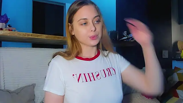 Alice Wander online show from 11.10.25