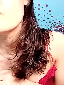 Snapshot of Hinna_x chatting on 05.15.26 Hinna x online show from 05.15.26