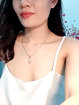 Snapshot of Hinna_x chatting on 05.28.26 Hinna x online show from 05.28.26