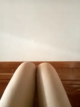 Snapshot of Hinna_x chatting on 06.19.26 Hinna x online show from 06.19.26