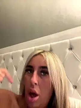 EllieMaeBaby online show from 09.13.25