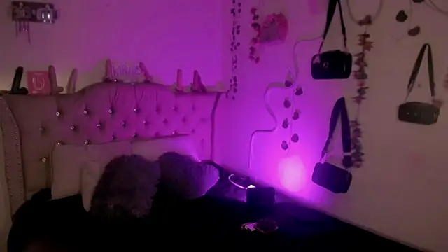 Snapshot of Cata_MW chatting on 05.12.26 Cata MW online show from 05.12.26