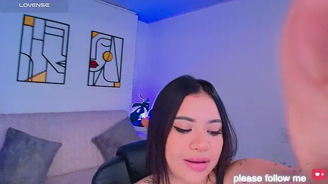 Snapshot of nicemiiaa7_ chatting on 02.19.26 nicemiiaa7 online show from 02.19.26