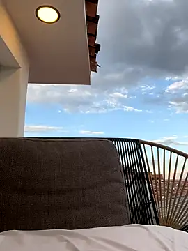 Snapshot of Melody-baby chatting on 09.25.25 Melody-baby online show from 09.25.25