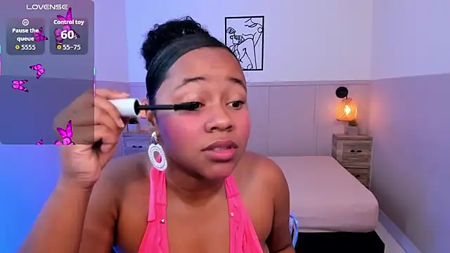 Snapshot of AuroraSky8 chatting on 09.20.25 AuroraSky8 online show from 09.20.25