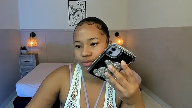 Snapshot of AuroraSky8 chatting on 10.17.25 AuroraSky8 online show from 10.17.25