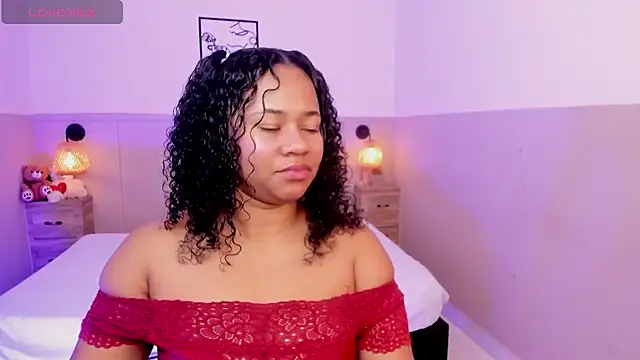 Snapshot of AuroraSky8 chatting on 10.28.25 AuroraSky8 online show from 10.28.25