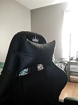 Snapshot of perversus12 chatting on 01.05.26 perversus12 online show from 01.05.26