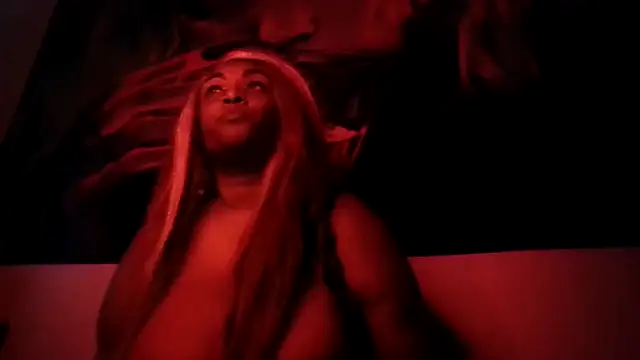 Nisha Benz online show from 11.03.25