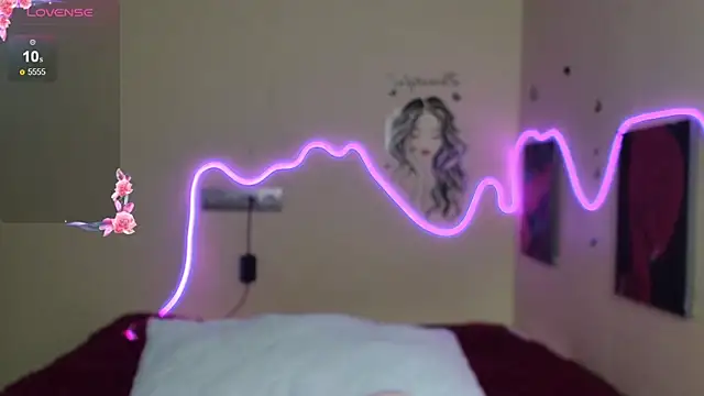 AliceHaris online show from 11.05.25