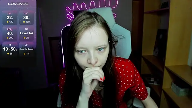 AliceHaris online show from 11.10.25