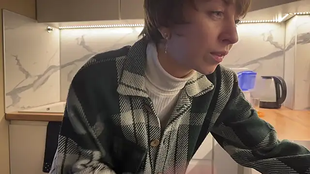 daniellia  online show from 04.03.26