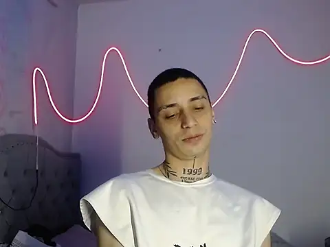 Snapshot of xalejo_max chatting on 09.27.25 xalejo max online show from 09.27.25
