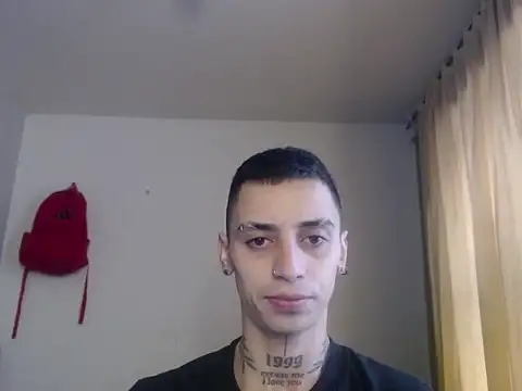 Snapshot of xalejo_max chatting on 10.14.25 xalejo max online show from 10.14.25