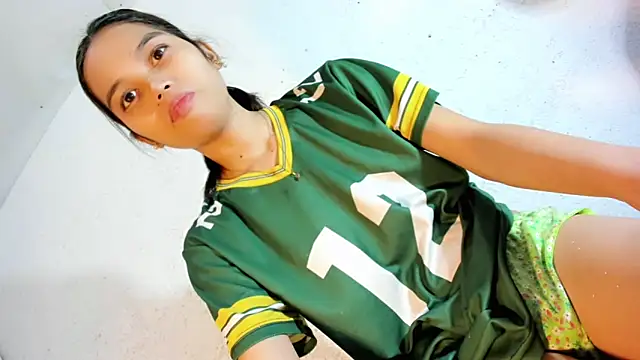 Snapshot of CUTIE_GIRLSX chatting on 06.16.26 CUTIE GIRLSX online show from 06.16.26