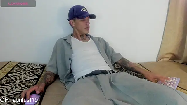 Savajelust online show from 04.22.26