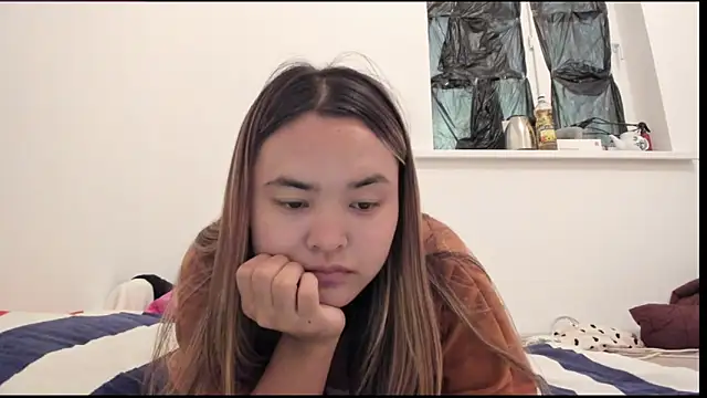 Snapshot of saika_blush chatting on 09.22.25 saika blush online show from 09.22.25