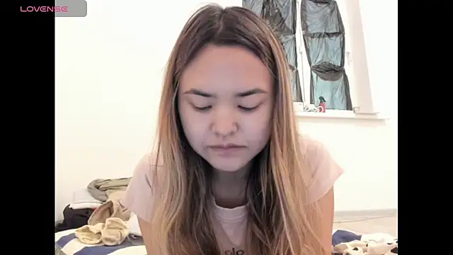 Snapshot of saika_blush chatting on 10.10.25 saika blush online show from 10.10.25