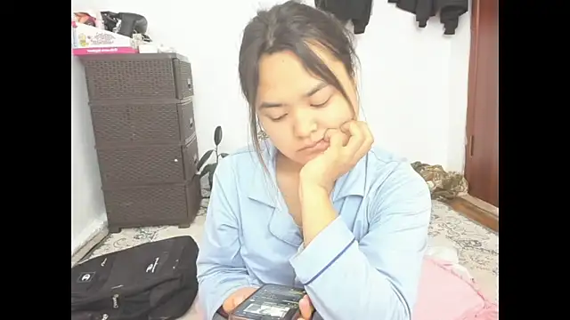 Snapshot of saika_blush chatting on 04.28.26 saika blush online show from 04.28.26