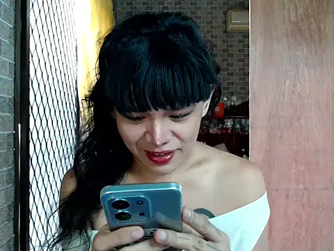Snapshot of kylinexx chatting on 04.29.26 kylinexx online show from 04.29.26