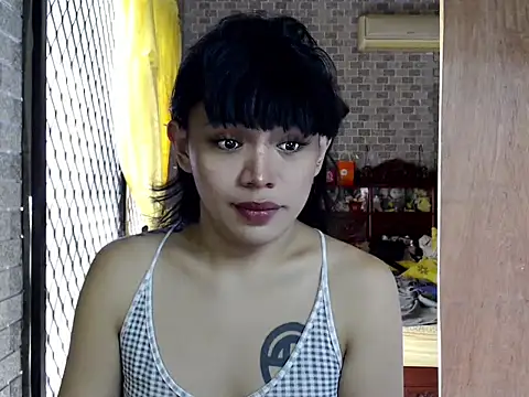 Snapshot of kylinexx chatting on 04.30.26 kylinexx online show from 04.30.26
