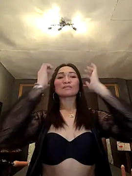 Snapshot of JamilaJasmin chatting on 04.19.26 JamilaJasmin online show from 04.19.26