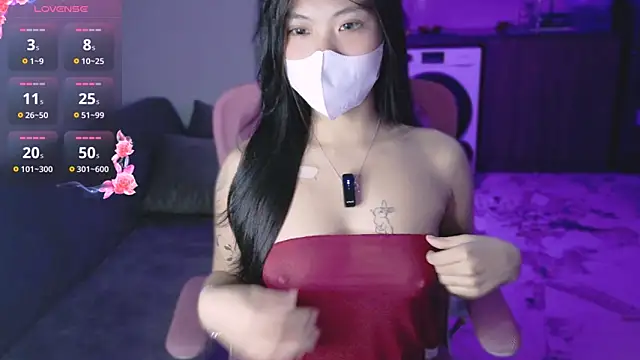 Phuong Bee online show from 02.02.26