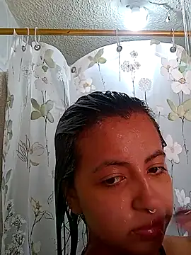 Snapshot of Melody_Gho chatting on 10.17.25 Melody Gho online show from 10.17.25