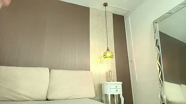 Tiifany Baker online show from 02.18.26