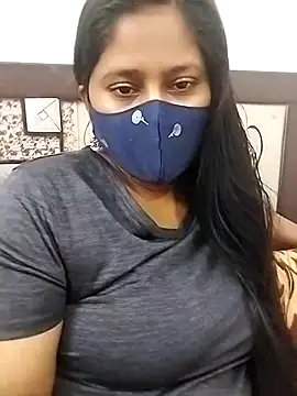 Shy Peehu online show from 04.18.26