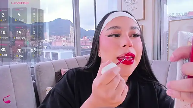 Zoey thompson online show from 09.18.25