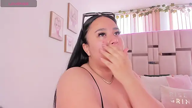 Zoey thompson online show from 12.02.25