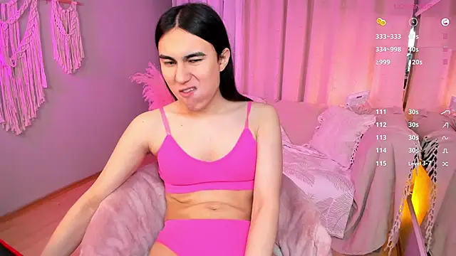 Snapshot of HeyAlena chatting on 11.21.25 HeyAlena online show from 11.21.25