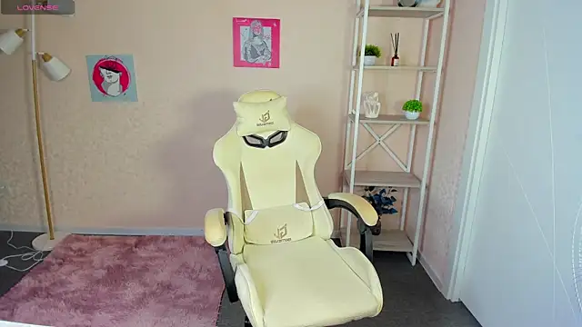 R0cket bunny online show from 09.26.25