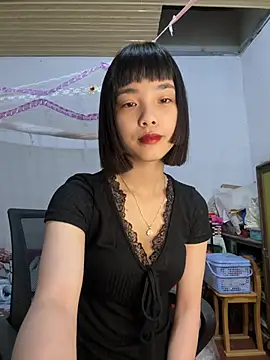 Snapshot of andymi1 chatting on 04.23.26 andymi1 online show from 04.23.26