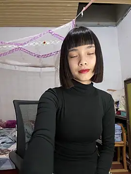 Snapshot of andymi1 chatting on 04.23.26 andymi1 online show from 04.23.26